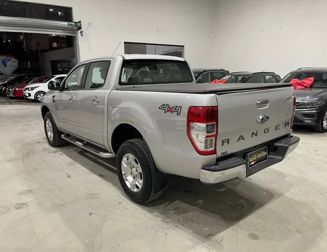 Imagem exterior do veículo Ranger 2017 3.2 Xlt 4X4 Cd 20V Diesel 4P Automático 