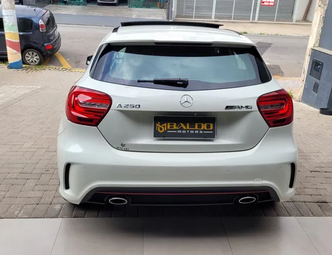 Imagem exterior do veículo Classe A 250 2.0 Tb Sport Aut. 2014 Classe A 250 2.0 Tb Sport Aut. 