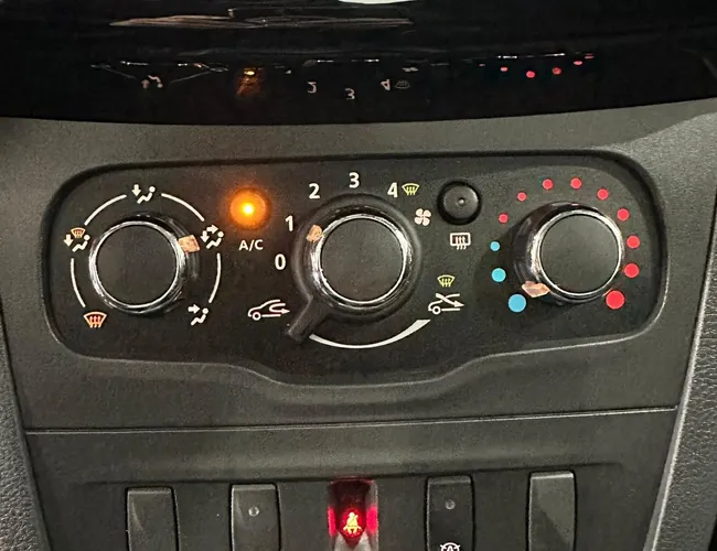 Imagem 13 – Logan 2025 1.0 12V Sce Flex Zen Manual
