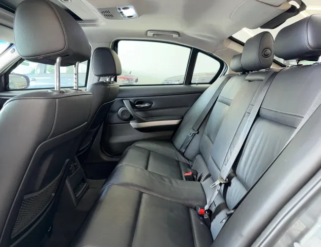 Imagem 12 – 325I 2011 2.5 Sedan 24V Gasolina 4P Automático