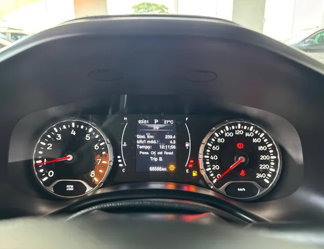 Imagem 7 – Renegade 2018 1.8 16V Flex 4P Automático