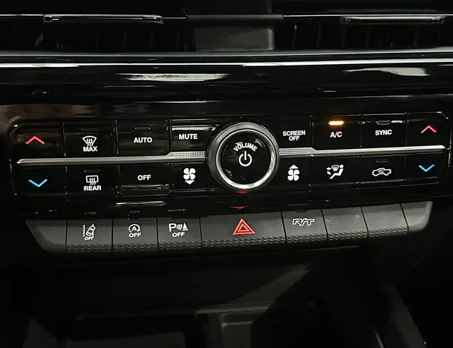 Imagem 13 – Rampage 2024 2.0 Hurricane 4 Turbo Gasolina R/T 4X4 Automático