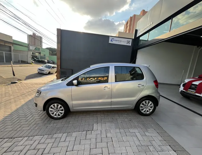 Imagem exterior do veículo Fox Bluemotion 1.0 Mi Total Flex 12V 5P 2014 Fox Bluemotion 1.0 Mi Total Flex 12V 5P 