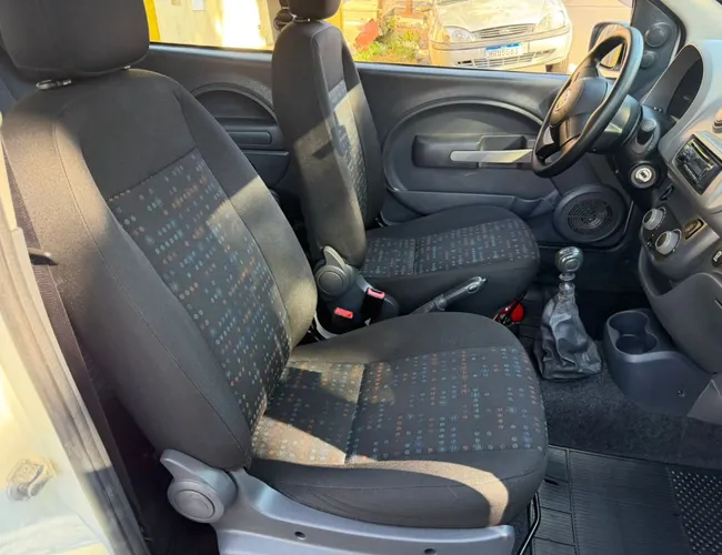 Imagem 5 – Uno 2015 1.0 Evo Vivace 8V Flex 2P Manual