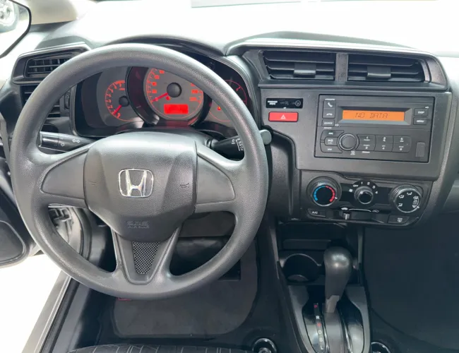 Imagem 9 – Fit 2015 1.5 Lx 16V Flex 4P Automático