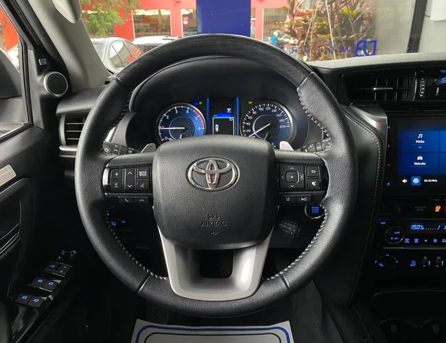 Imagem 9 – Hilux Sw4 2024 2.8 D-4D Turbo Diesel Srx Platinum 7L 4X4 Automático