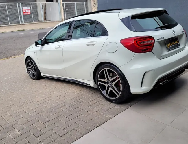 Imagem exterior do veículo Classe A 250 2.0 Tb Sport Aut. 2014 Classe A 250 2.0 Tb Sport Aut. 