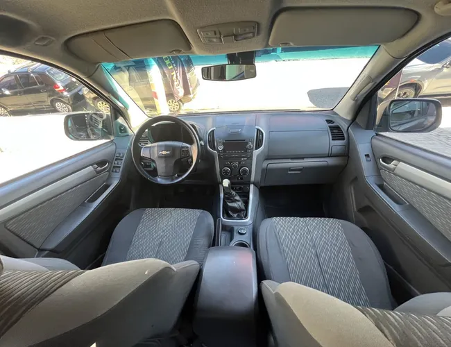 Imagem exterior do veículo S10 Pick-Up Lt 2.8 Tdi 4X4 Cd Diesel 2013 S10 Pick-Up Lt 2.8 Tdi 4X4 Cd Diesel 