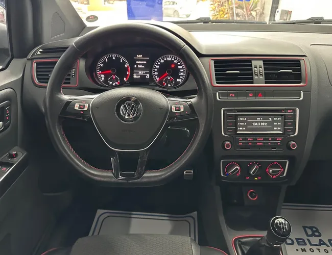 Imagem 12 – Fox 2016 1.6 Mi Rock In Rio 8V Flex 4P Manual