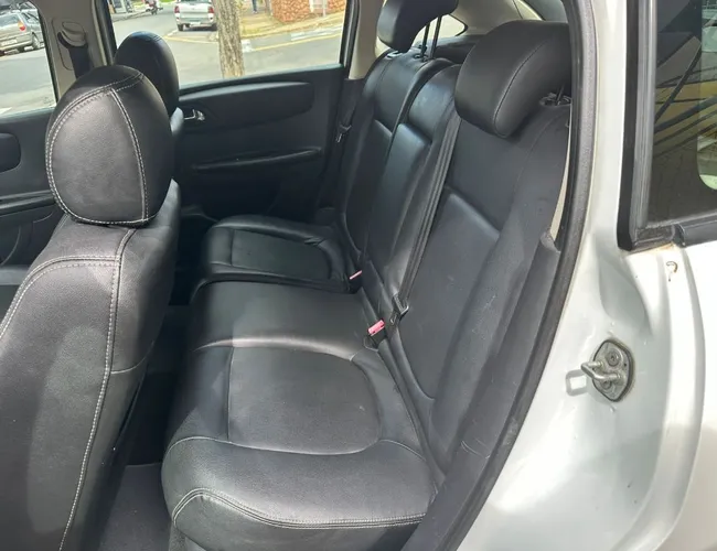 Imagem 9 – C4 2013 1.6 Glx 16V Flex 4P Manual