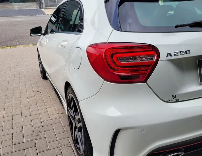Imagem exterior do veículo Classe A 250 2.0 Tb Sport Aut. 2014 Classe A 250 2.0 Tb Sport Aut. 