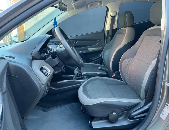 Imagem 11 – Prisma 2014 1.4 Mpfi Ltz 8V Flex 4P Automático