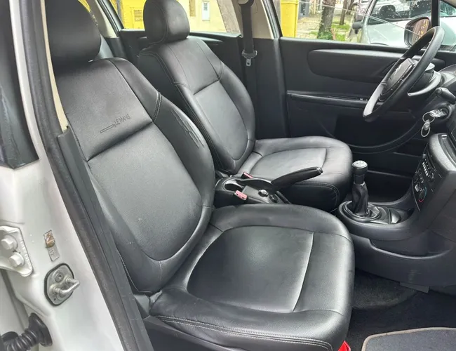 Imagem 7 – C4 2013 1.6 Glx 16V Flex 4P Manual