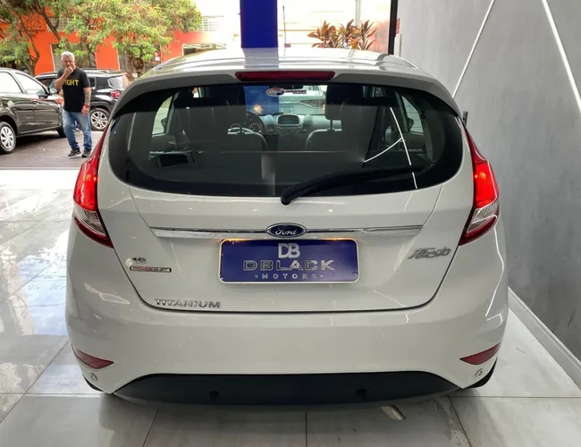 Imagem 6 – Fiesta 2016 1.6 Titanium Hatch 16V Flex 4P Powershift