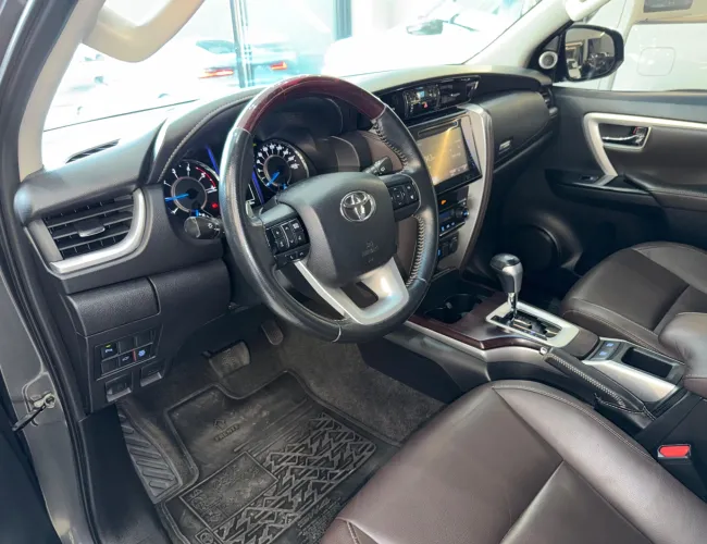 Imagem 9 – Hilux Sw4 2017 2.8 Srx 4X4 16V Turbo Intercooler Diesel 4P Automático