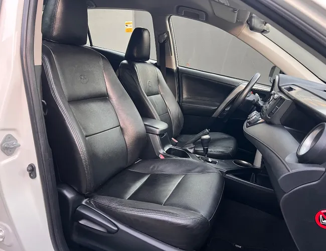Imagem 15 – Rav4 2013 2.0 4X2 16V Gasolina 4P Automático