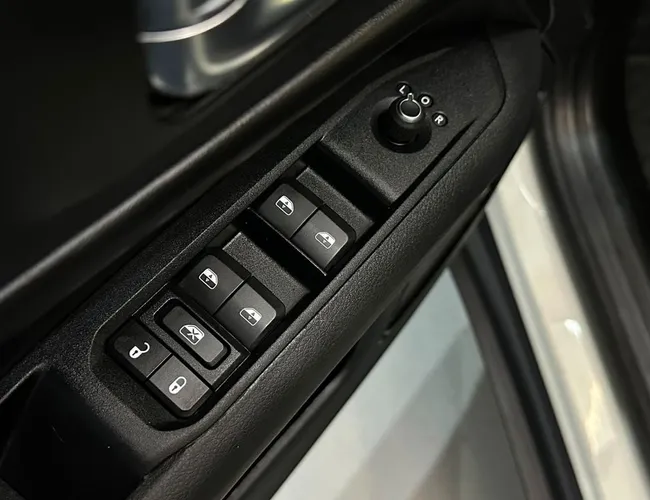 Imagem 12 – Compass 2023 Compass Sport T270 1.3 Tb 4X2 Flex Aut.