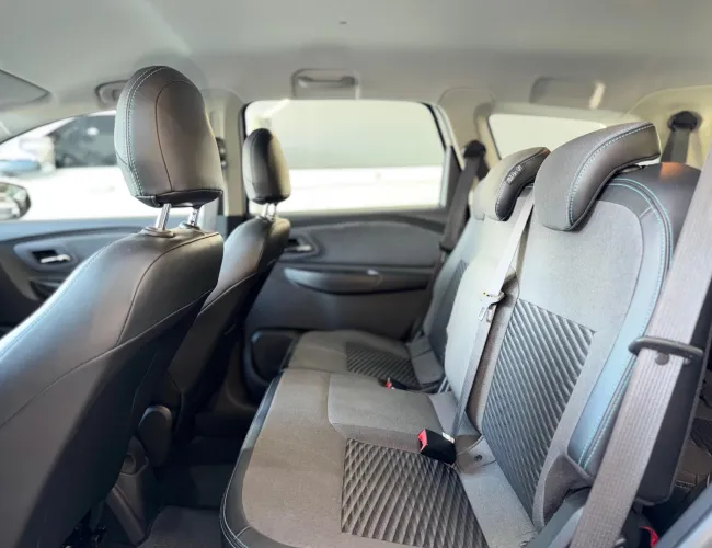 Imagem 16 – Spin 2023 1.8 Activ7 8V Flex 4P Automático