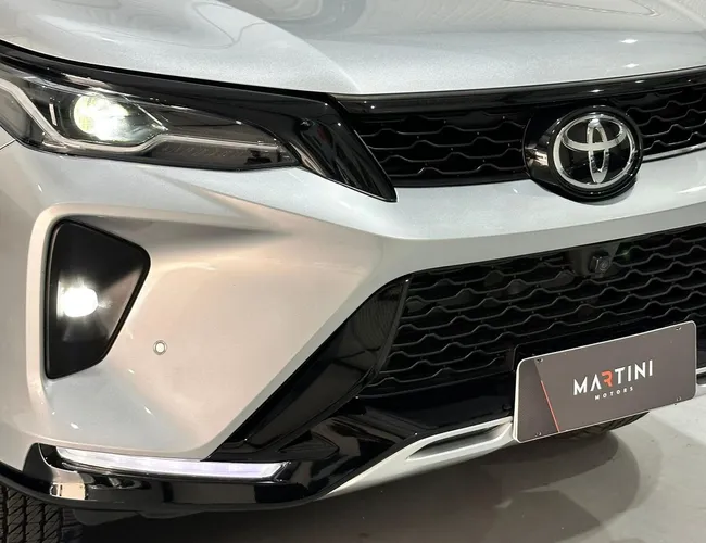 Imagem 8 – Hilux Sw4 2025 2.8 D-4D Turbo Diesel Srx Platinum 7L 4X4 Automático