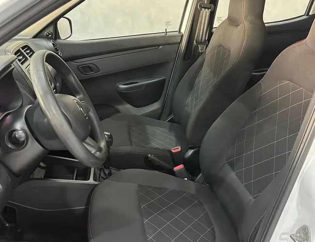 Imagem 18 – Kwid 2025 1.0 12V Sce Flex Zen Manual