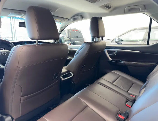 Imagem 15 – Hilux Sw4 2016 2.8 Srx 4X4 7 Lugares 16V Turbo Intercooler Diesel 4P Automático