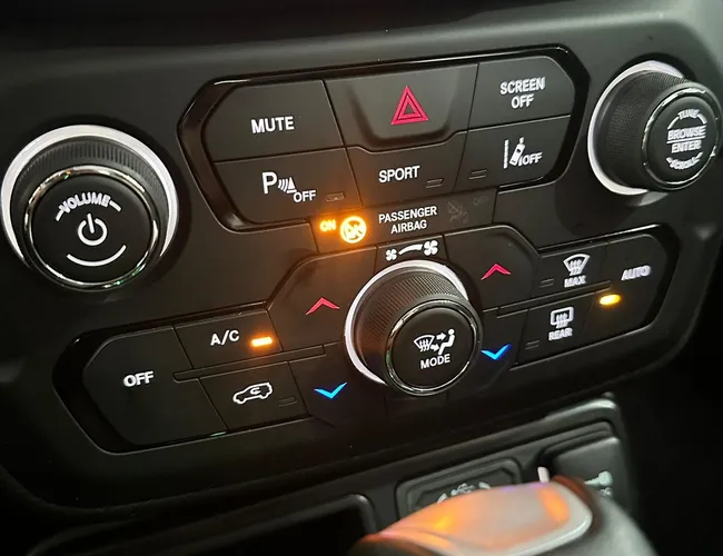 Imagem 12 – Renegade 2025 1.3 T270 Turbo Flex Longitude At6