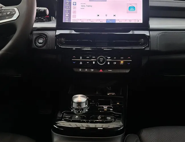 Imagem 15 – Rampage 2025 2.0 Hurricane 4 Turbo Gasolina Rebel 4X4 Automático