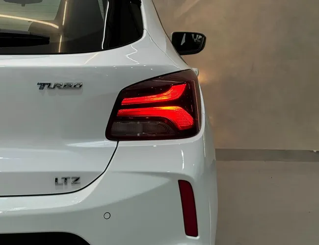 Imagem 5 – Onix 2023 Onix Hatch Ltz 1.0 12V Tb Flex 5P Aut.