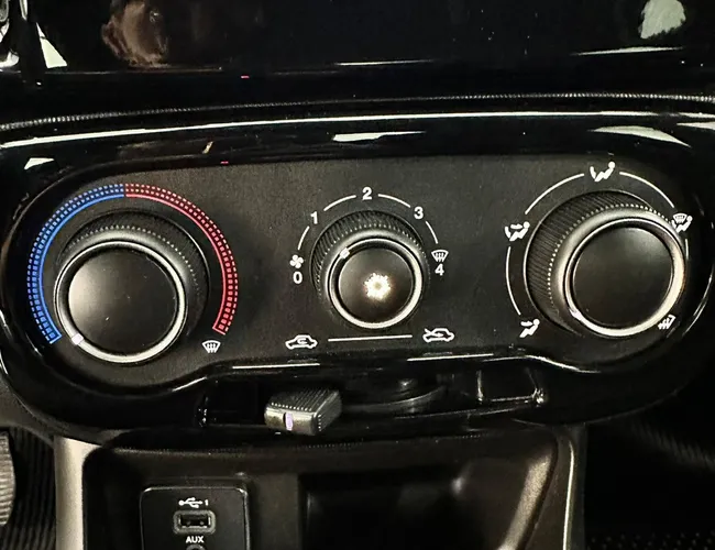 Imagem 13 – Strada 2025 1.3 Firefly Flex Volcano Cd Cvt