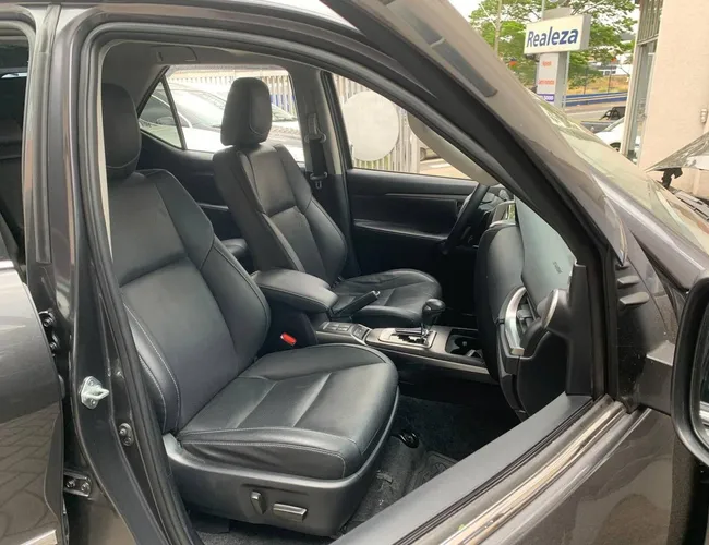Imagem 13 – Hilux Sw4 2024 2.8 D-4D Turbo Diesel Srx 7L 4X4 Automático