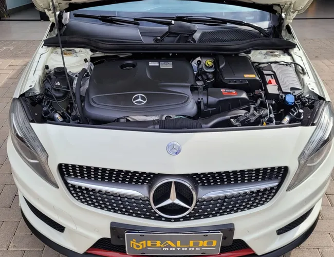 Imagem exterior do veículo Classe A 250 2.0 Tb Sport Aut. 2014 Classe A 250 2.0 Tb Sport Aut. 