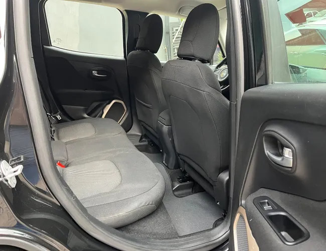 Imagem 8 – Renegade 2018 1.8 16V Flex 4P Automático