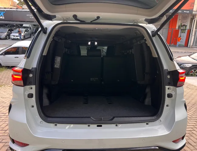 Imagem 21 – Hilux Sw4 2024 2.8 D-4D Turbo Diesel Srx Platinum 4X4 Automático