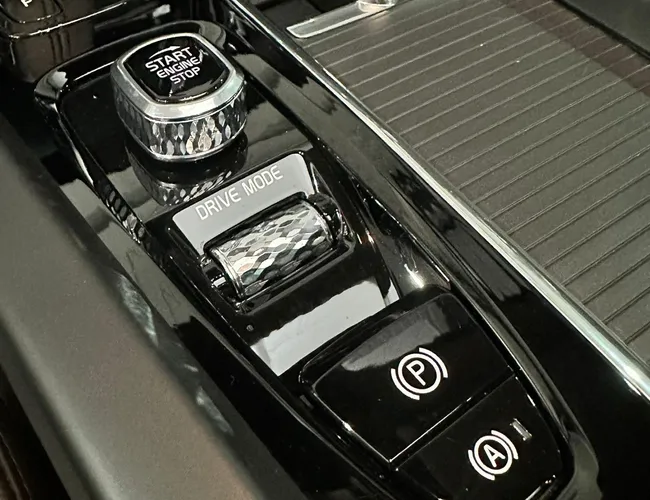 Imagem 16 – Xc60 2020 2.0 T8 Hybrid Momentum Awd Geartronic