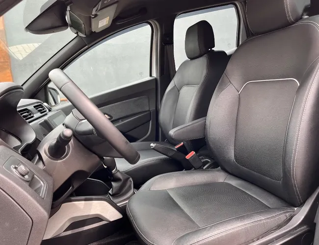 Imagem 8 – Duster 2023 1.3 Tce Flex Iconic X-Tronic