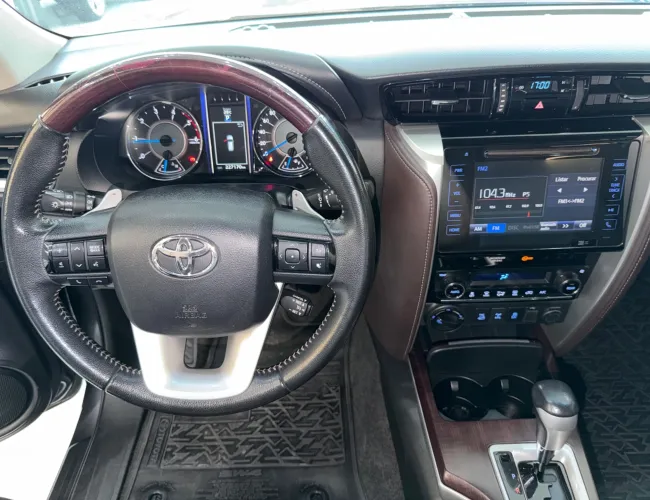 Imagem 8 – Hilux Sw4 2017 2.8 Srx 4X4 16V Turbo Intercooler Diesel 4P Automático