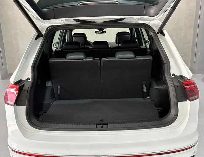 Imagem 34 – Tiguan 2025 Tiguan Allspac R-Line 300 Tsi 2.0
