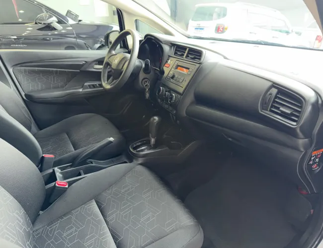 Imagem 16 – Fit 2015 1.5 Lx 16V Flex 4P Automático