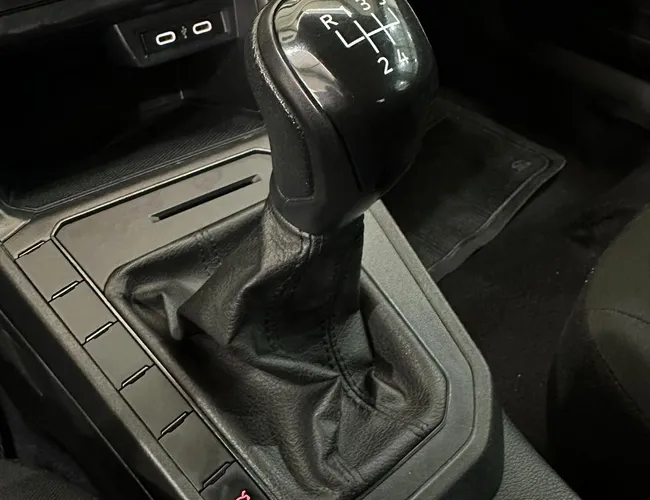 Imagem 15 – Polo 2024 Polo Track 1.0 Flex 12V 5P