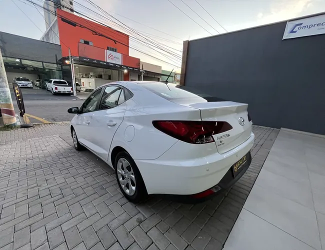 Imagem exterior do veículo Hb20s Vision 1.0 Tb Flex 12V Aut. 2022 Hb20s Vision 1.0 Tb Flex 12V Aut. 