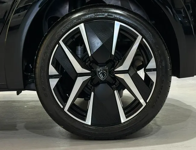 Imagem 23 – 208 2025 208 Gt 1.0 Turbo Flex 5P Aut.