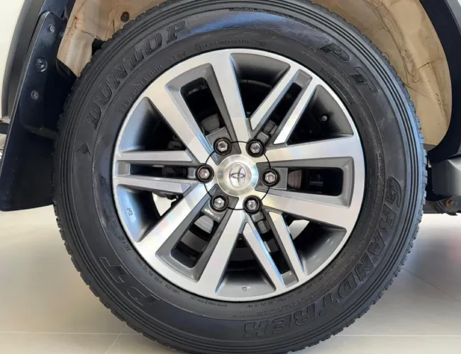 Imagem 19 – Hilux Sw4 2016 2.8 Srx 4X4 7 Lugares 16V Turbo Intercooler Diesel 4P Automático