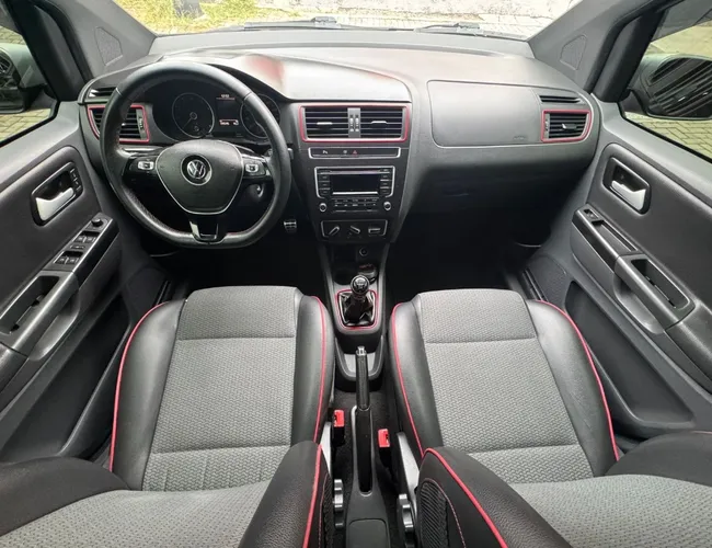 Imagem 17 – Fox 2016 1.6 Mi Rock In Rio 8V Flex 4P Manual