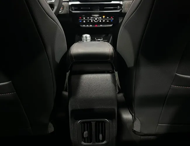 Imagem 14 – Rampage 2024 2.0 Hurricane 4 Turbo Gasolina R/T 4X4 Automático