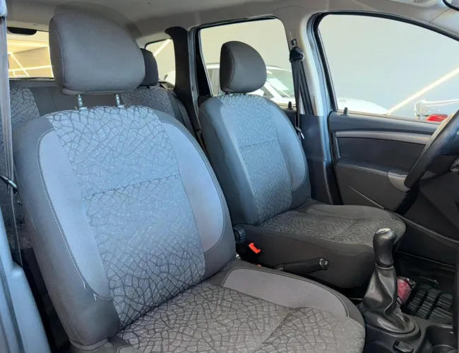 Imagem 16 – Duster 2014 1.6 Expression 4X2 16V Flex 4P Manual