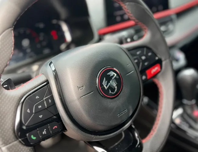 Imagem 17 – Fastback 2024 1.3 Turbo 270 Flex Abarth At6