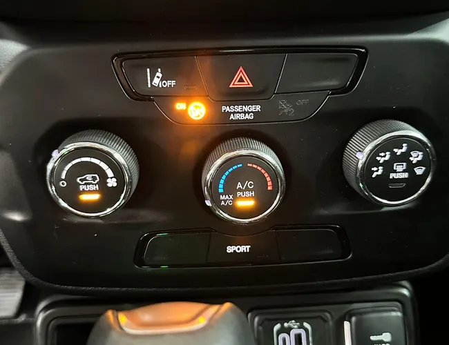 Imagem 13 – Renegade 2023 1.3 T270 Turbo Flex Sport At6