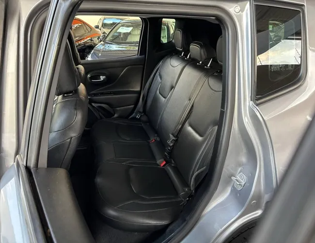 Imagem 11 – Renegade 2021 1.8 16V Flex Longitude 4P Automático