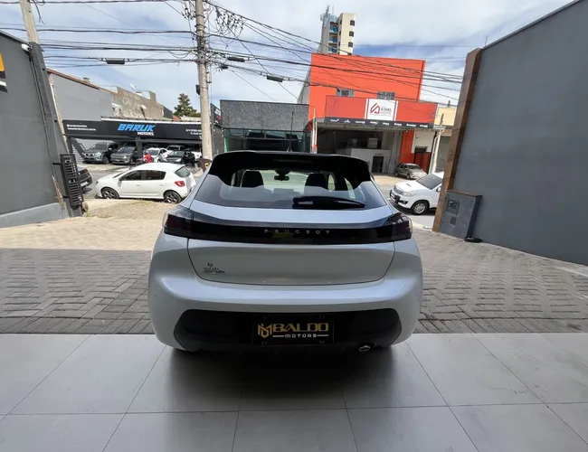 Imagem exterior do veículo 208 Griffe 1.6 Flex 16V 5P Aut. 2023 208 Griffe 1.6 Flex 16V 5P Aut. 