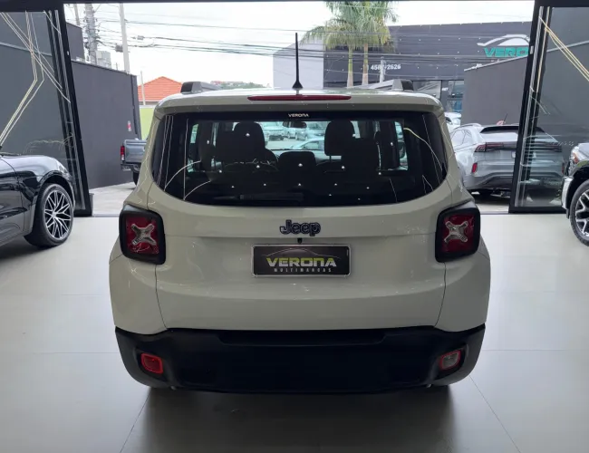 Imagem 6 – Renegade 2018 1.8 16V Flex 4P Automático